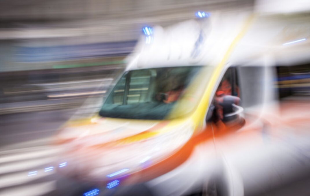 Anziano muore per malore durante le votazioni