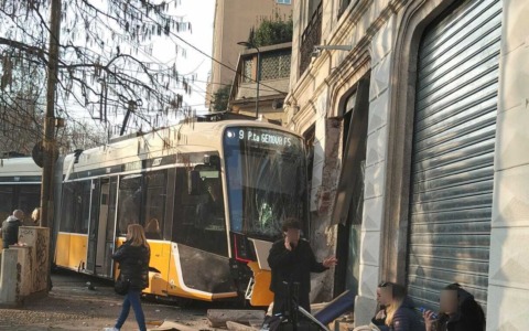 Incidente del Tram 9 a Milano: la testimonianza di un passeggero di Salò