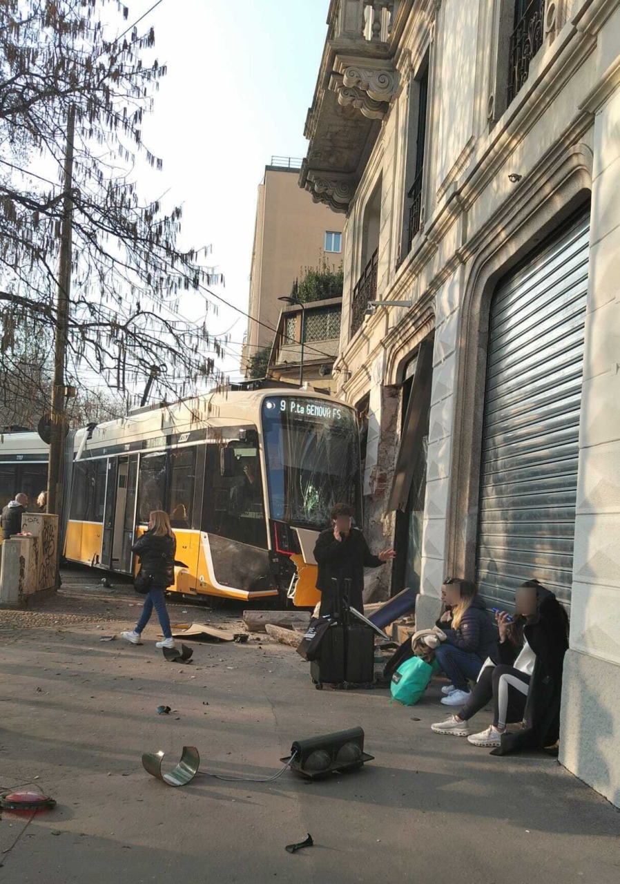 Incidente del Tram 9 a Milano: la testimonianza di un passeggero di Salò