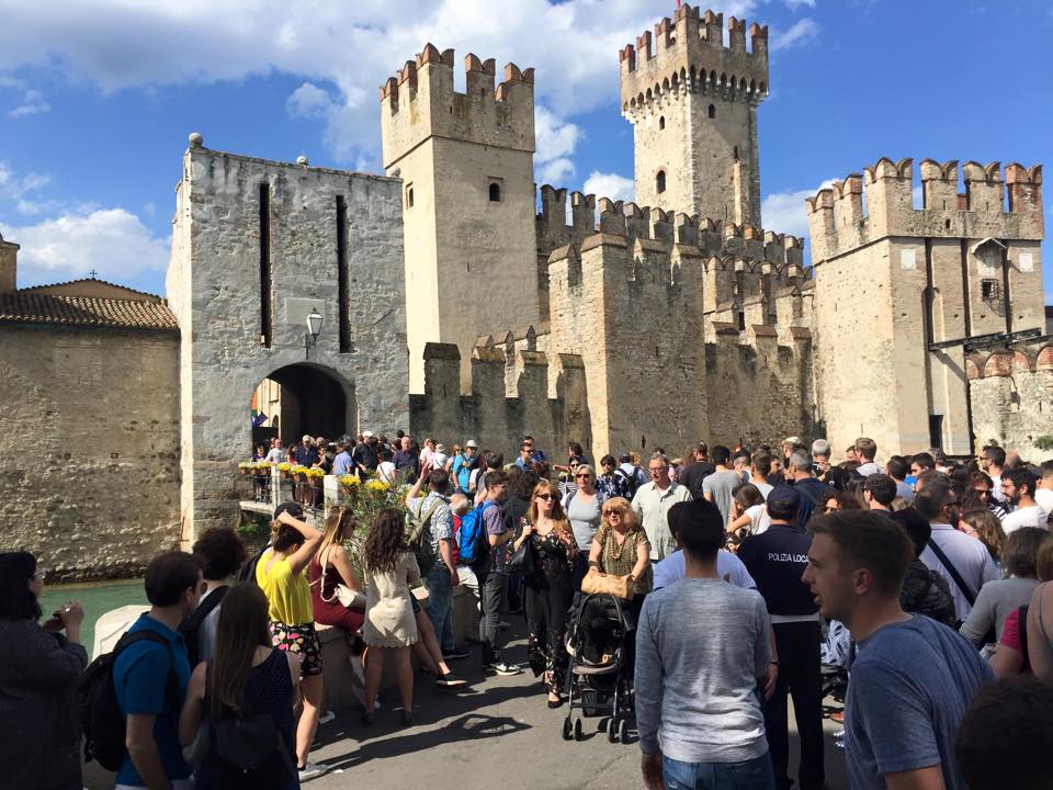 Sirmione: al via le nuove prove di viabilità nel centro storico