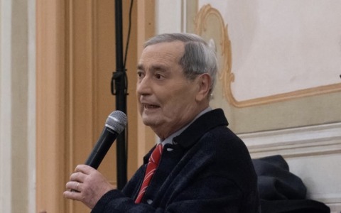 Il lago di Garda ricorda Vittorio Messori