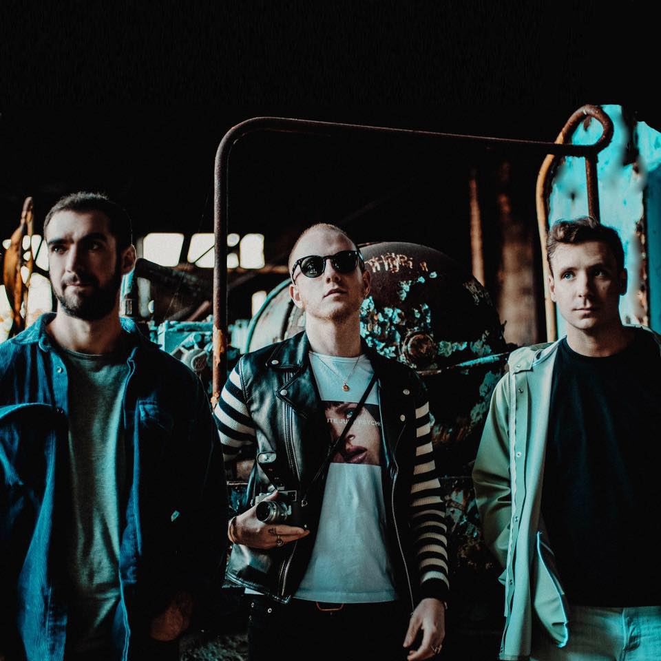 Two Door Cinema Club al Tener-a-mente Festival