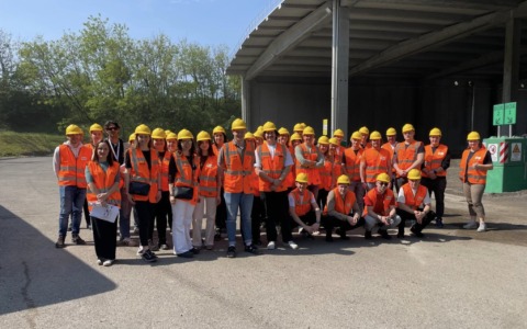 Vezzola S.p.A accoglie studenti della University of Applied Sciences Upper Austria