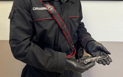 Desenzano del Garda: un giovane accoltellato dopo una lite per una sigaretta