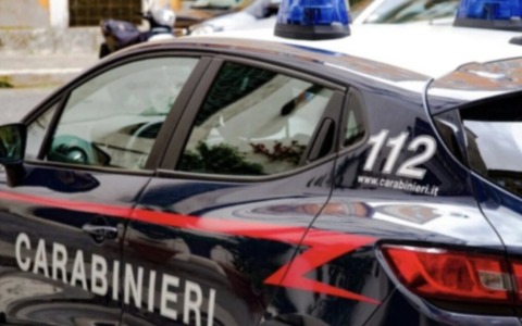 Sirmione: arrestato un 25enne trovato con un coltello a serramanico