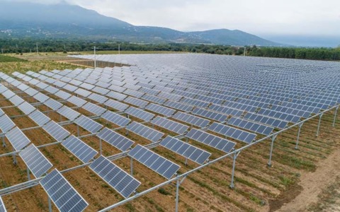 Agrivoltaico a Esenta: preoccupazioni per il suolo agricolo