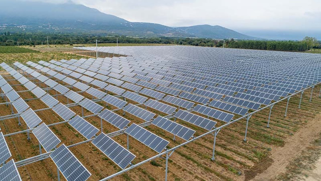 Agrivoltaico a Esenta: preoccupazioni per il suolo agricolo